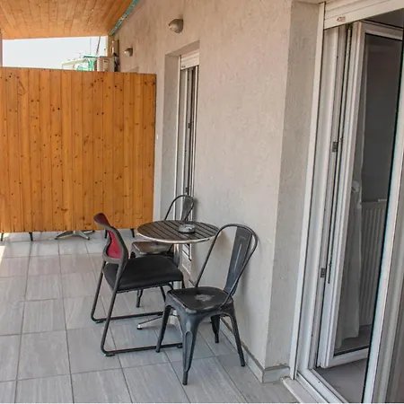 Bit Pazar Luxury With Balcony סלוניקי