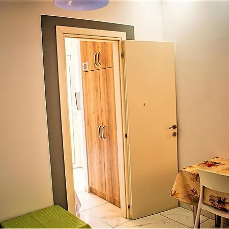 Bit Pazar Luxury With Balcony Thessaloniki