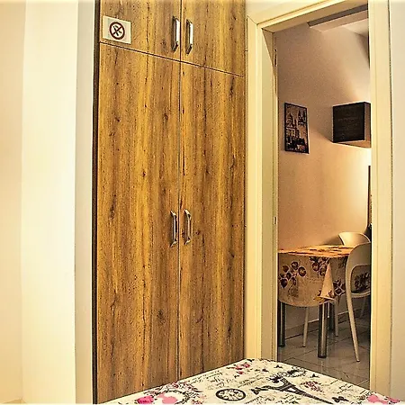Bit Pazar Luxury With Balcony * Thessaloniki