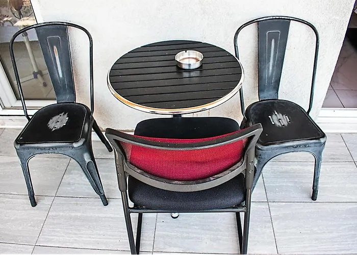 Bit Pazar Luxury With Balcony * Thessaloníki